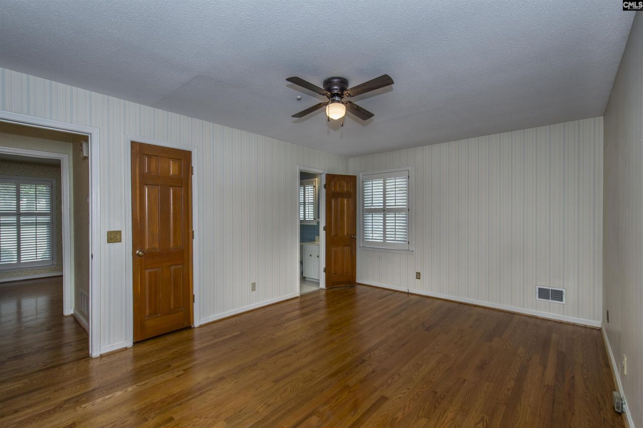 1707 Carl Road Photo 18