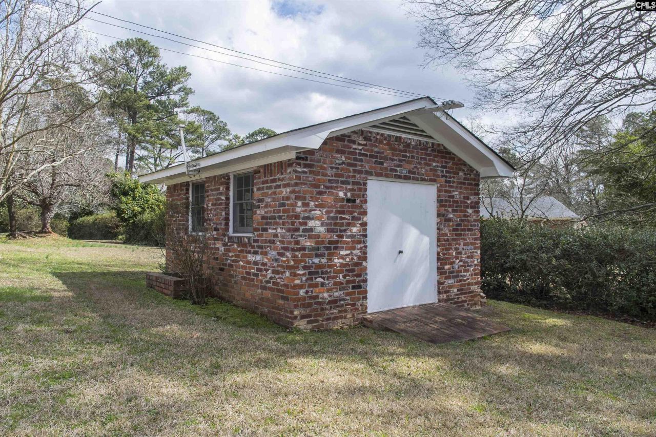 1707 Carl Road Photo 30