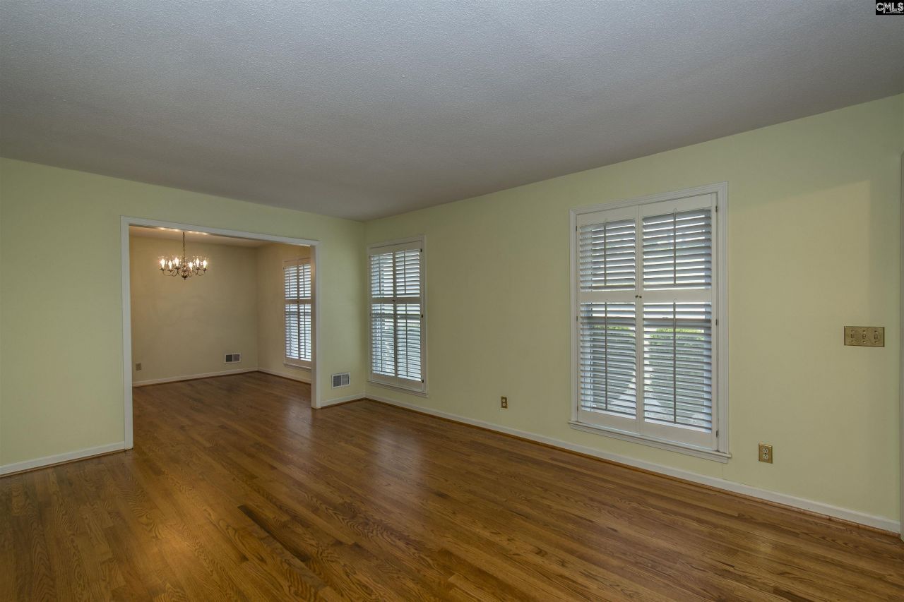 1707 Carl Road Photo 4