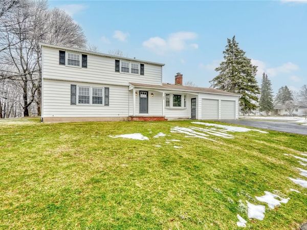 20 Sandoris Cir, Rochester, NY 14622