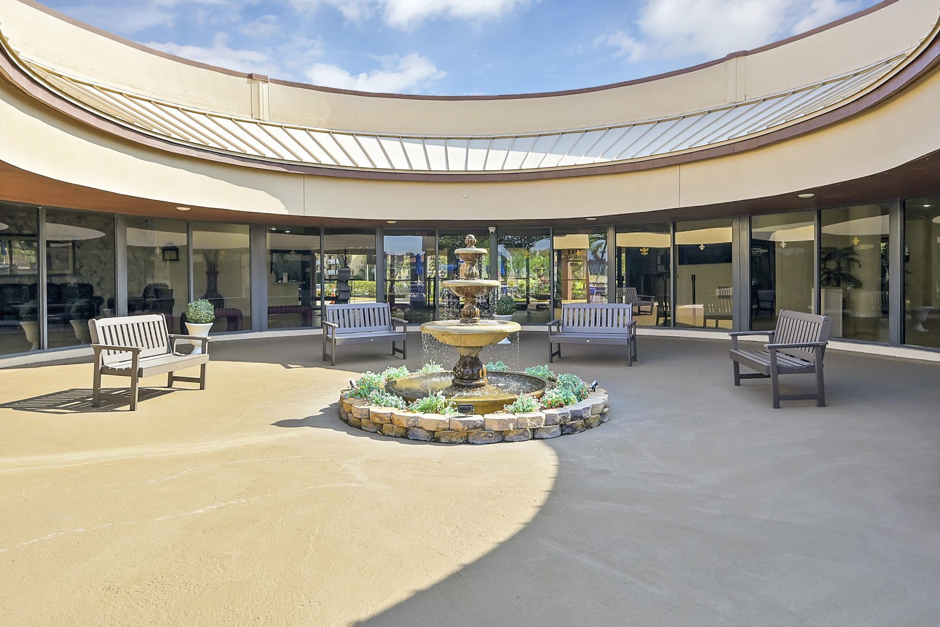 9541 Sunrise Lakes Boulevard, Unit 110, Sunrise, FL 33322 Photo