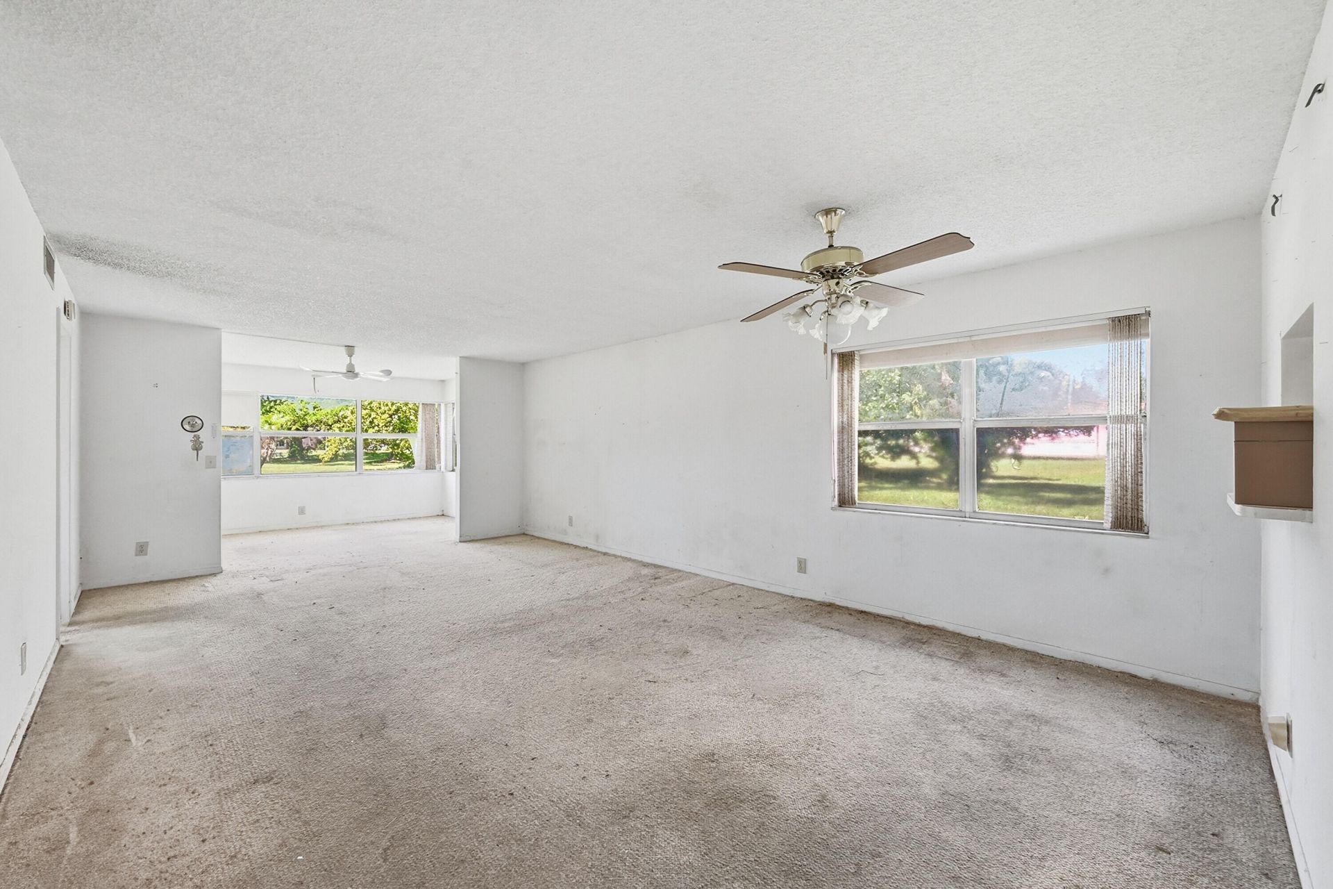 9541 Sunrise Lakes Boulevard, Unit 110, Sunrise, FL 33322 Photo