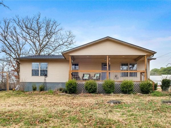 327 Maple Drive, Winslow, AR 72959