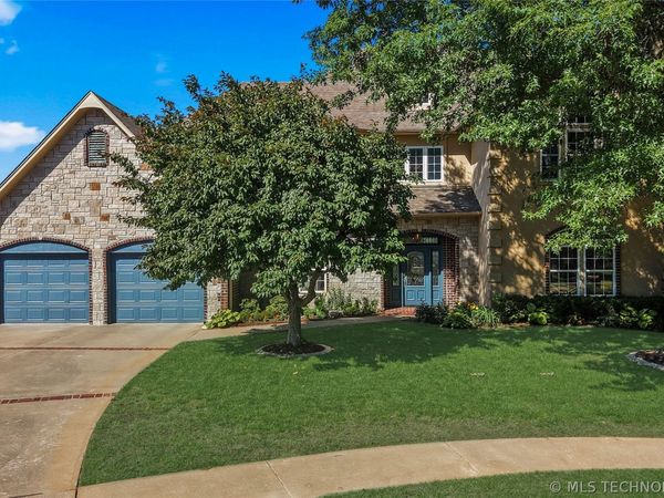 6008 W Phoenix Court, Broken Arrow, OK 74011