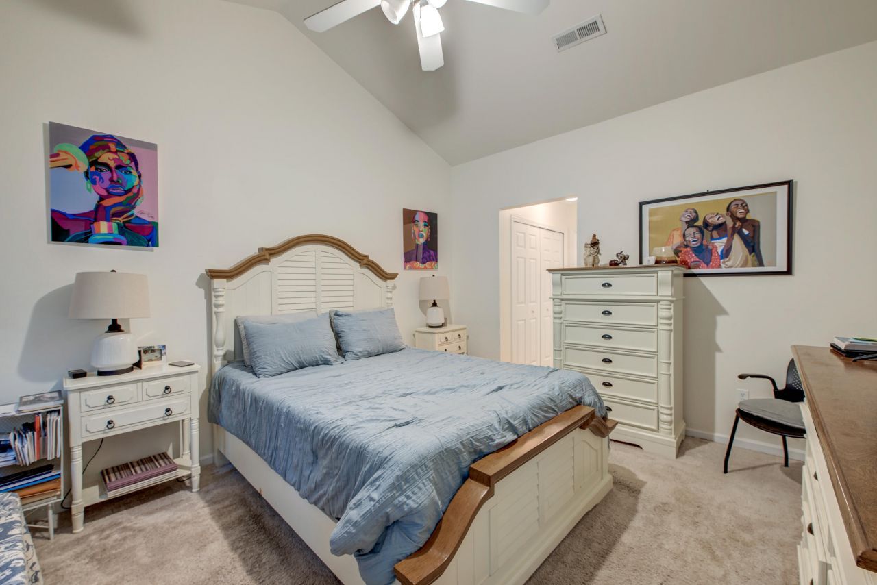 5222 Fernland Way Photo 13