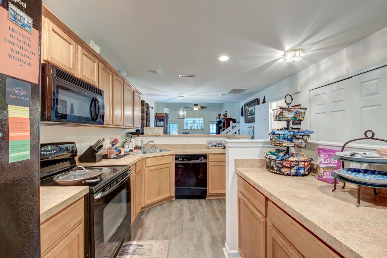 5222 Fernland Way Photo 30