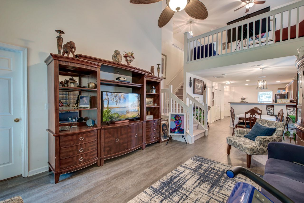 5222 Fernland Way Photo 33