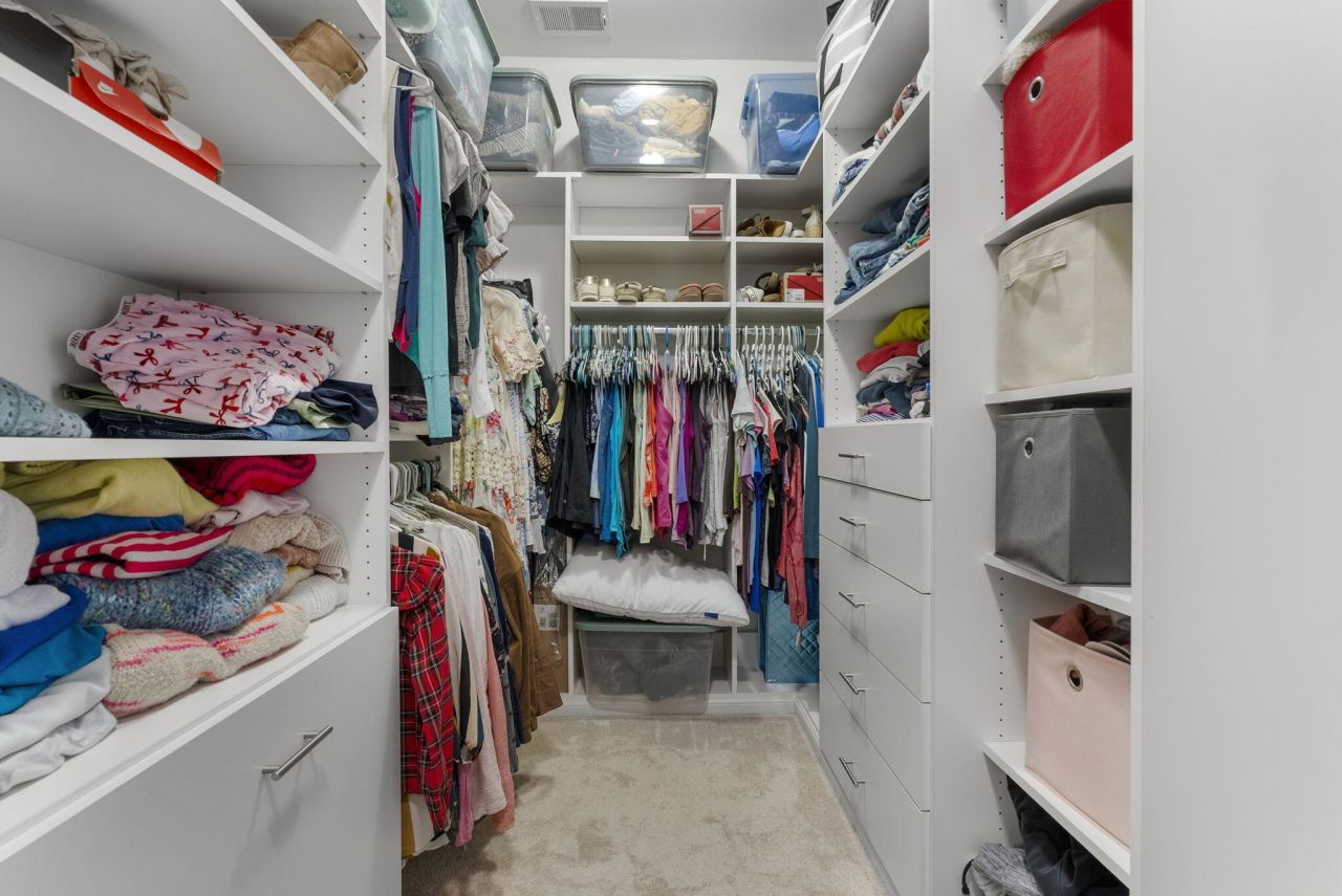 1624 Prince Edward Street Photo 17