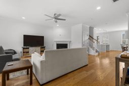 1624 Prince Edward Street photo 4