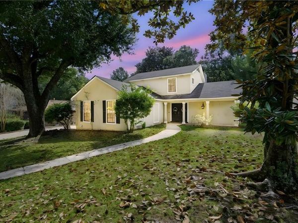 6133 Hampton Oaks Drive , Mobile, AL 36693