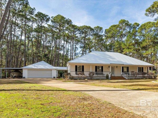 811 Ingraham Place, Dauphin Island, AL 36528