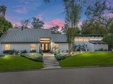 1200 45TH AVENUE N, ST PETERSBURG, FL 33703