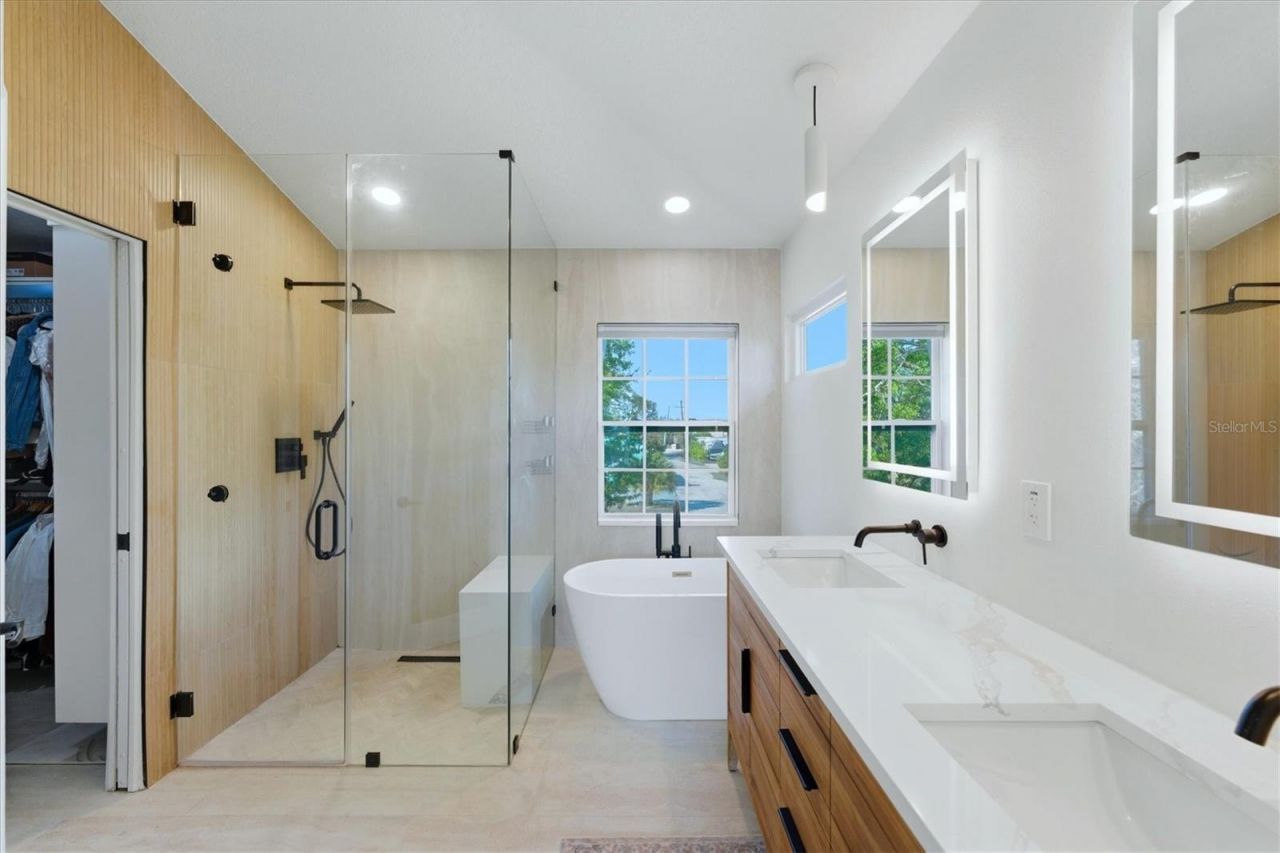 236 15th Avenue Se, Saint Petersburg, FL 33701 Photo