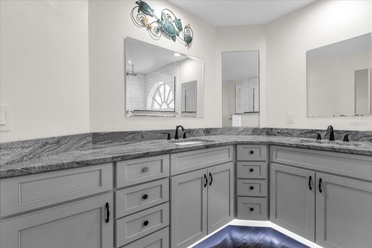 1313 Lake Willisara Circle , Unit 1313, Orlando, FL 32806 Photo