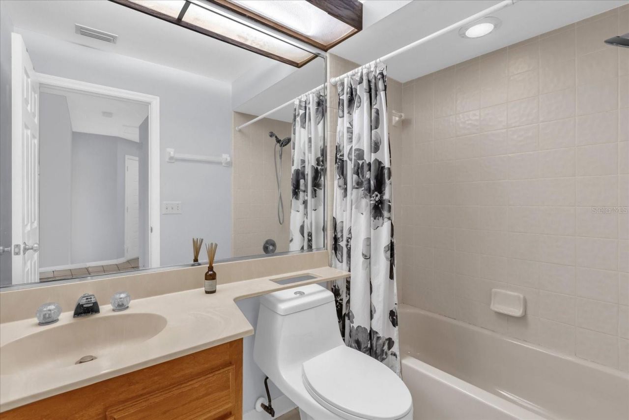 1313 Lake Willisara Circle , Unit 1313, Orlando, FL 32806 Photo