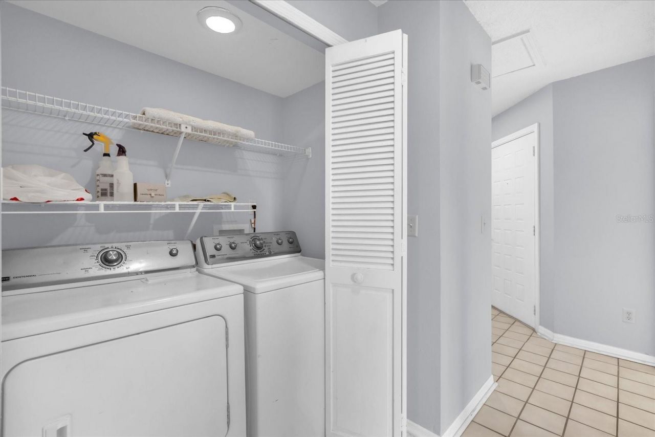 1313 Lake Willisara Circle , Unit 1313, Orlando, FL 32806 Photo