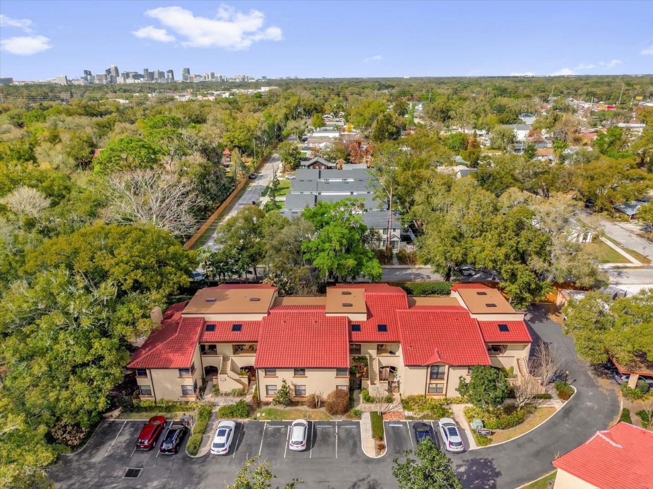 1313 Lake Willisara Circle , Unit 1313, Orlando, FL 32806 Photo