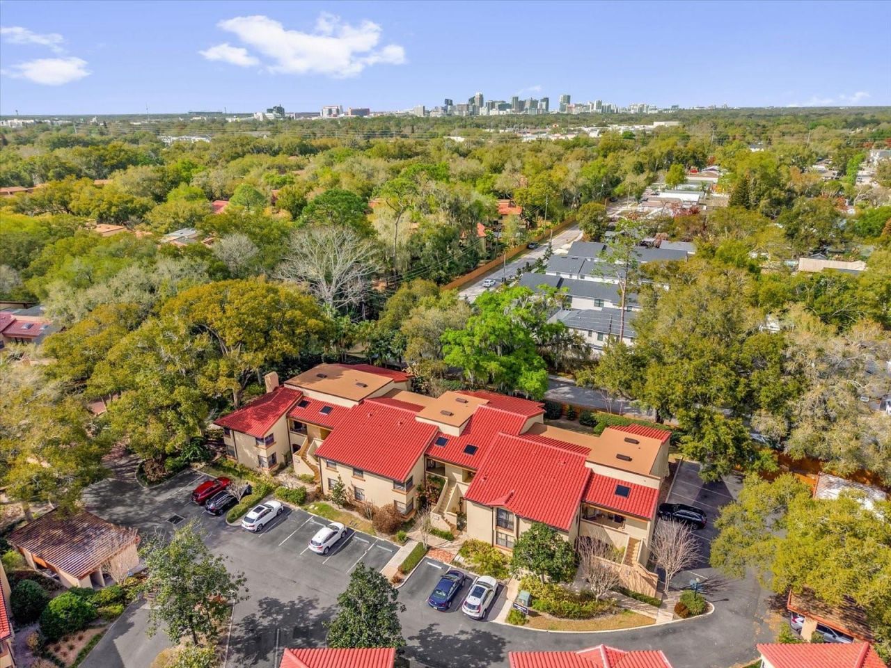 1313 Lake Willisara Circle , Unit 1313, Orlando, FL 32806 Photo