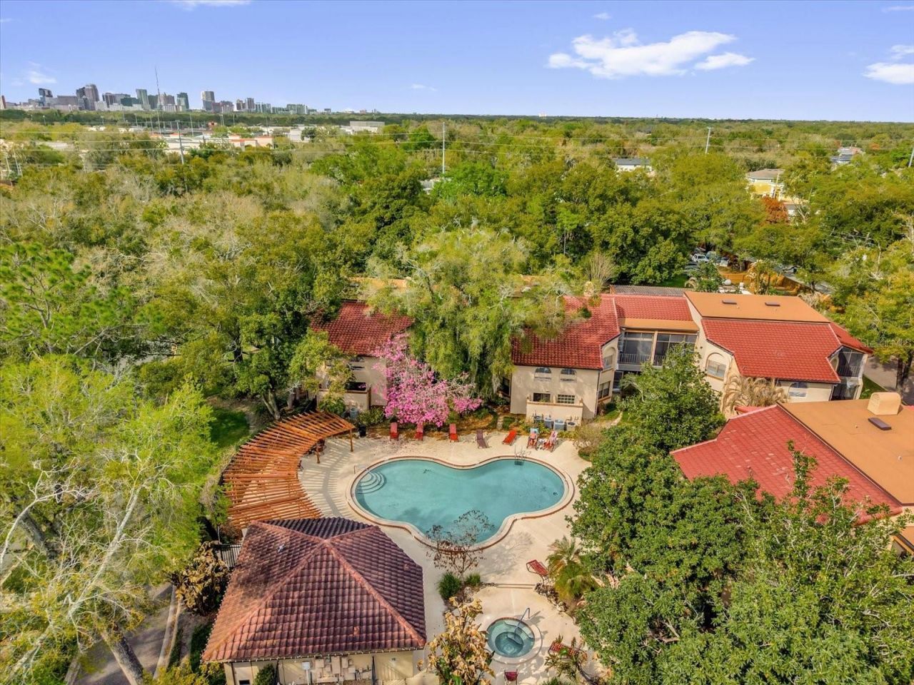 1313 Lake Willisara Circle , Unit 1313, Orlando, FL 32806 Photo