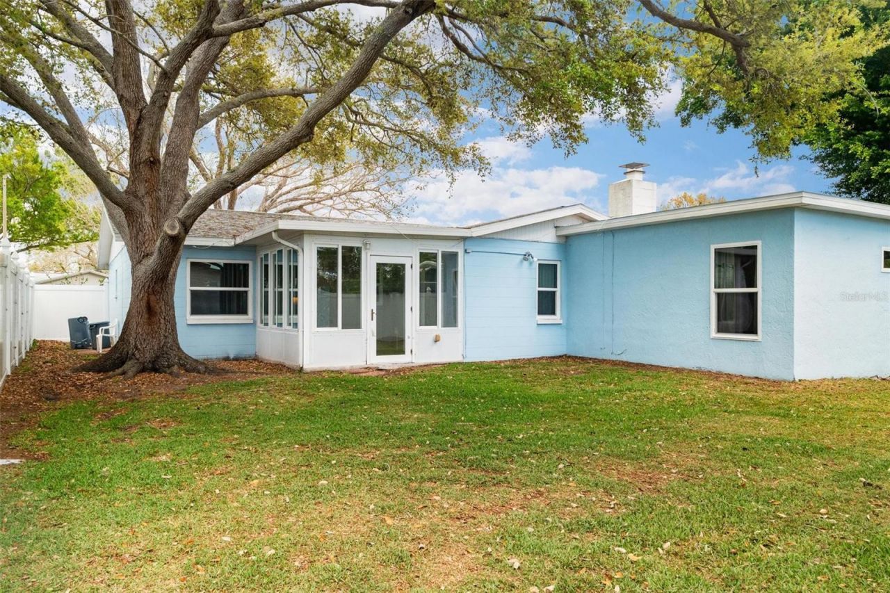 11196 120th Terrace , Largo, FL 33778 Photo