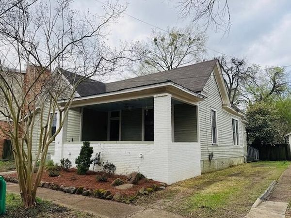 222 11th St S, Columbus, MS 39701