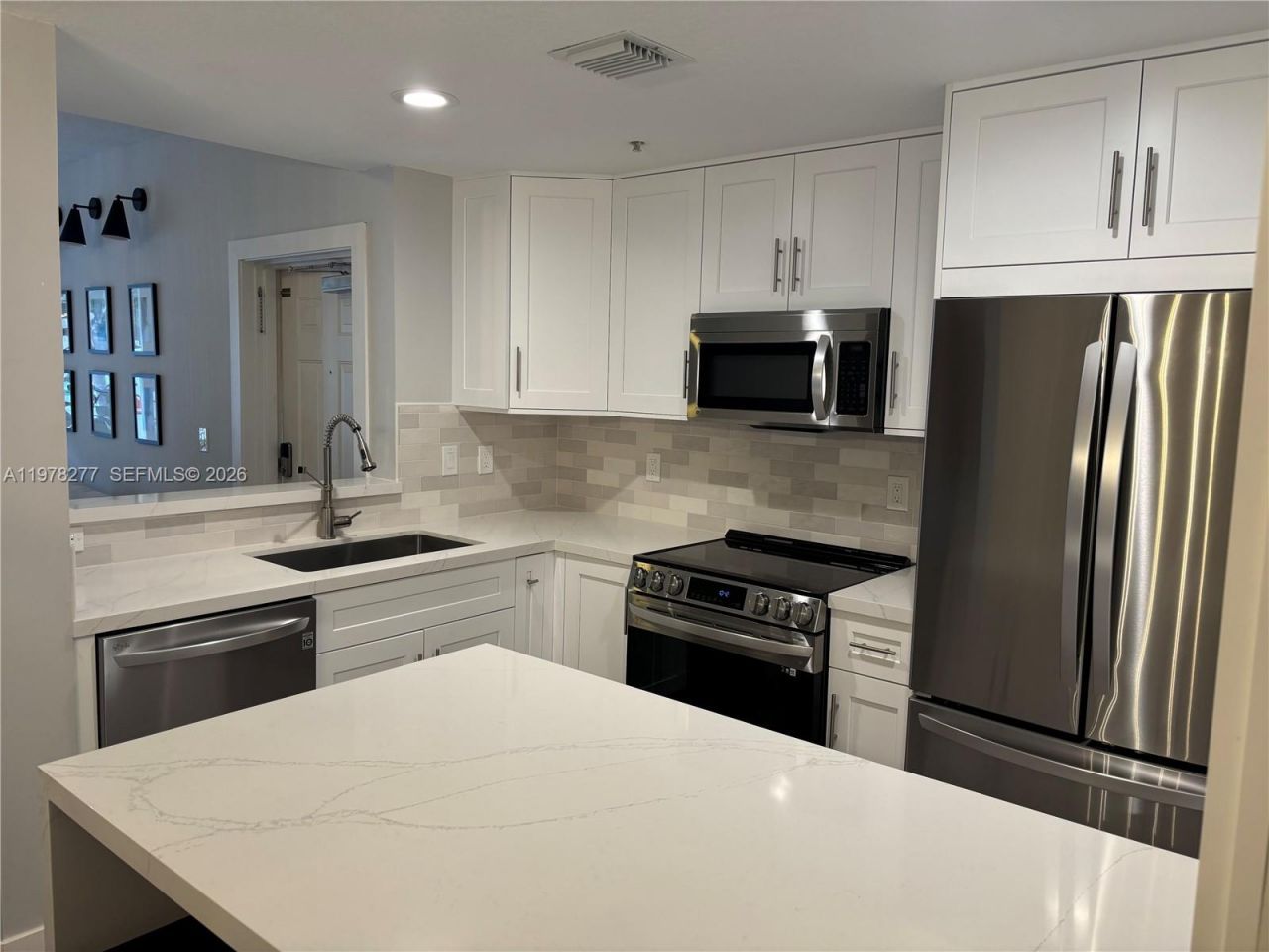 6700 NW 114th Ave , Unit 902, Doral, FL 33178 Photo