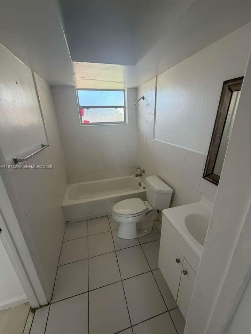 1350 NE 119th St , Unit 135024, Miami, FL 33161 Photo