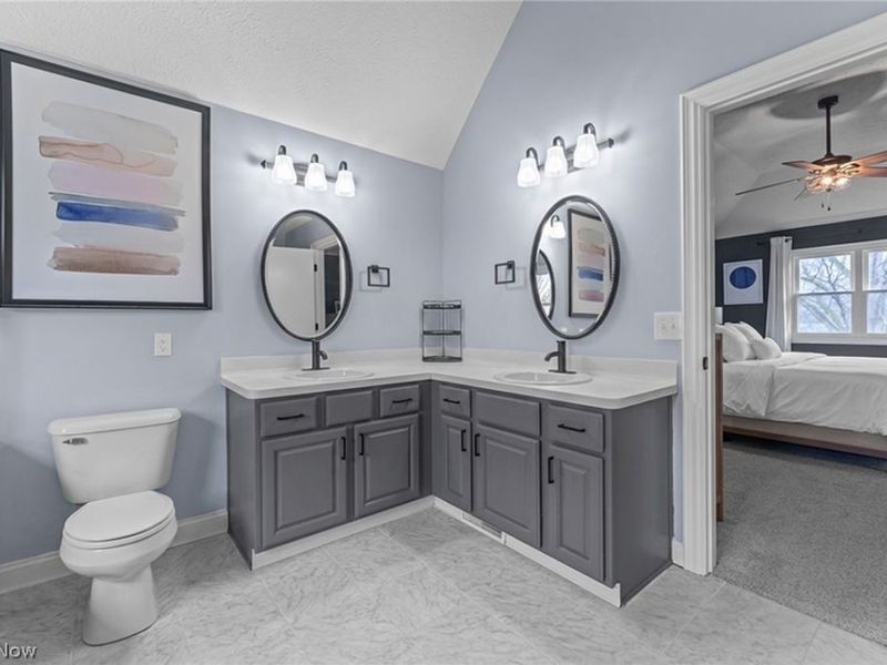 107 Keswick Court, Amherst, OH 44001 Photo 12
