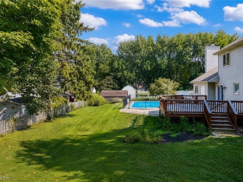 107 Keswick Court, Amherst, OH 44001 Photo 23