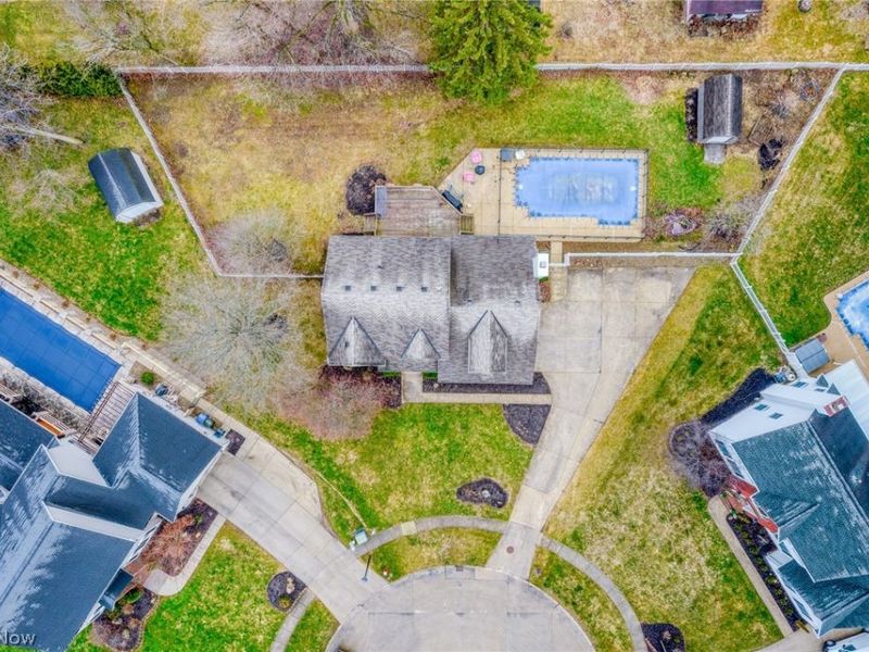 107 Keswick Court, Amherst, OH 44001 Photo 27