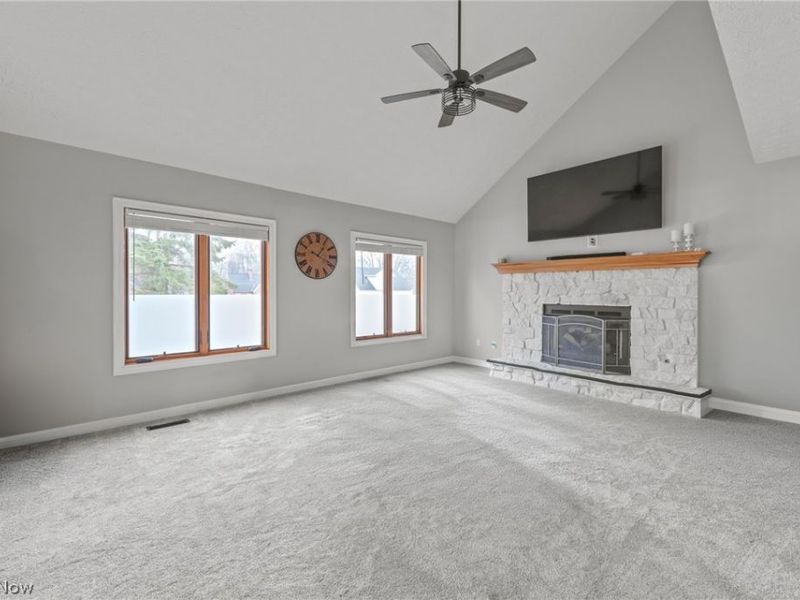 107 Keswick Court, Amherst, OH 44001 Photo 7