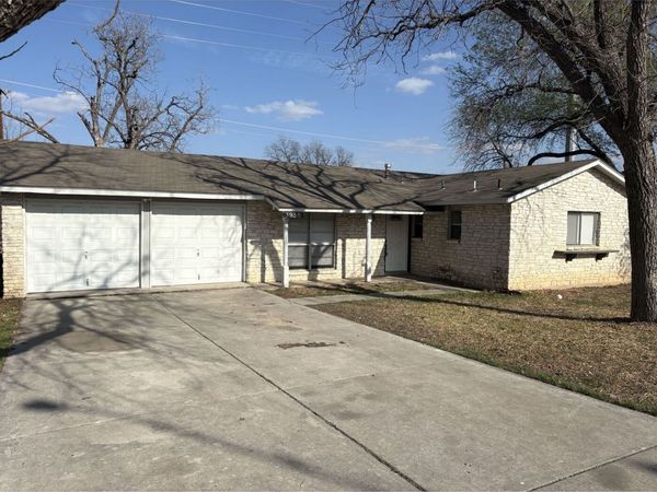 3935 Starhill, San Antonio, TX 78218