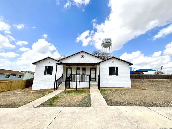 509 Meadow Forge, Unit B, Converse, TX 78109
