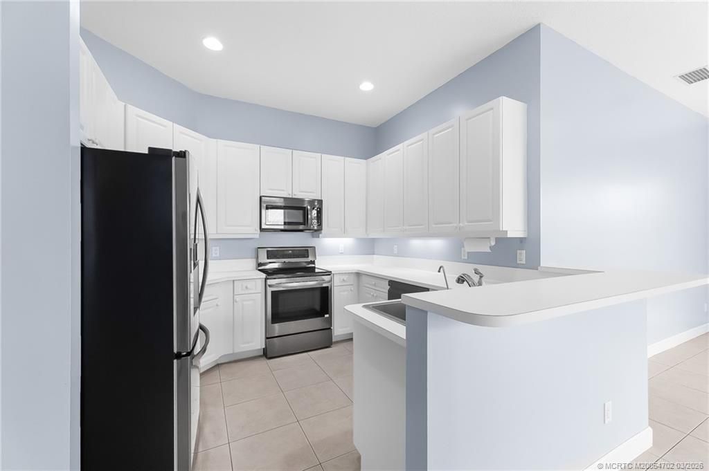 615 NE Canoe Park Circle, Port Saint Lucie, FL 34983 Photo