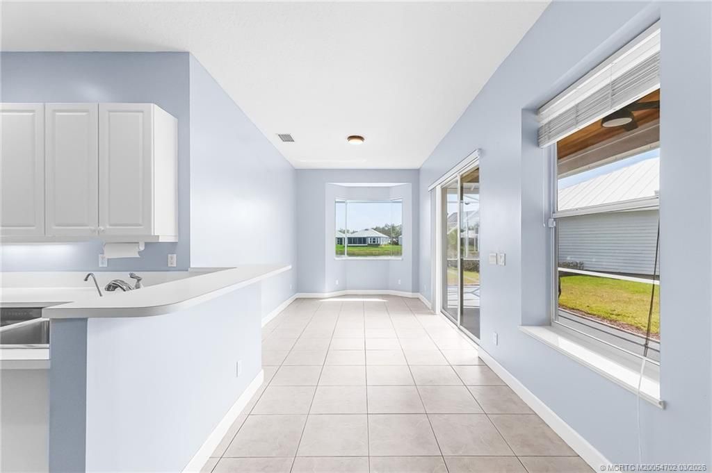 615 NE Canoe Park Circle, Port Saint Lucie, FL 34983 Photo