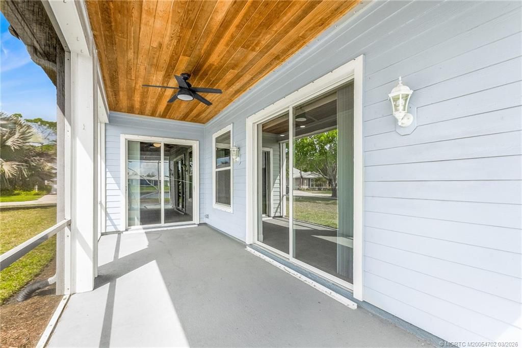 615 NE Canoe Park Circle, Port Saint Lucie, FL 34983 Photo