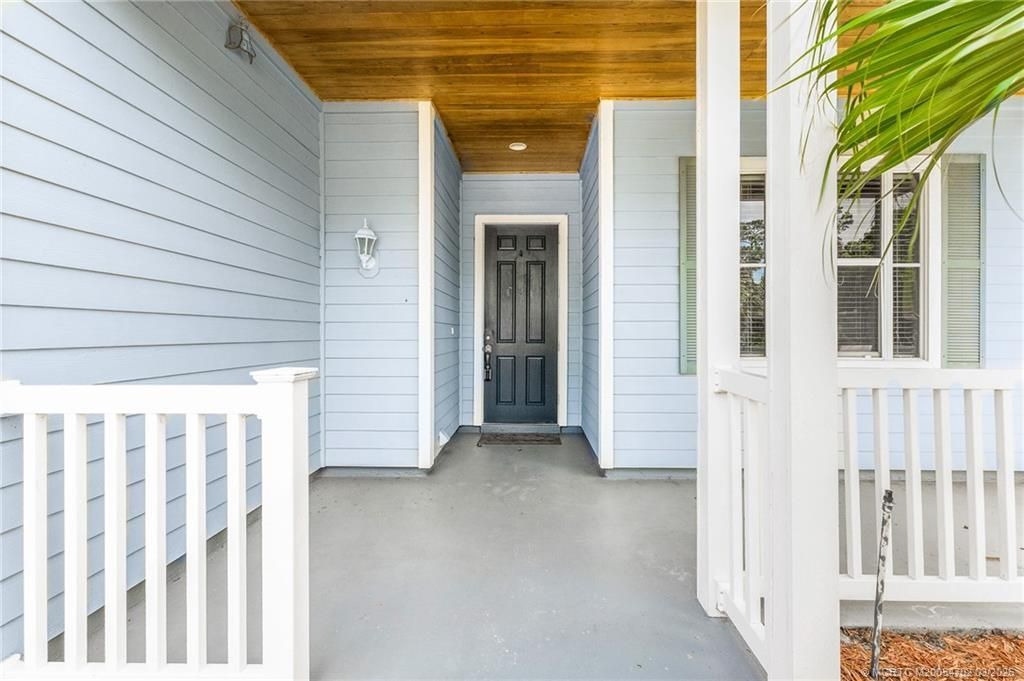 615 NE Canoe Park Circle, Port Saint Lucie, FL 34983 Photo