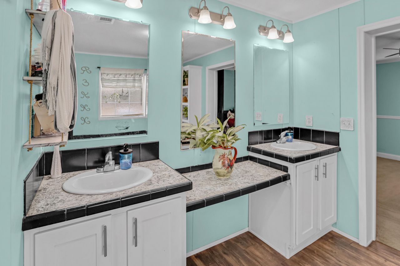 1293 Long Acre Drive Photo 20