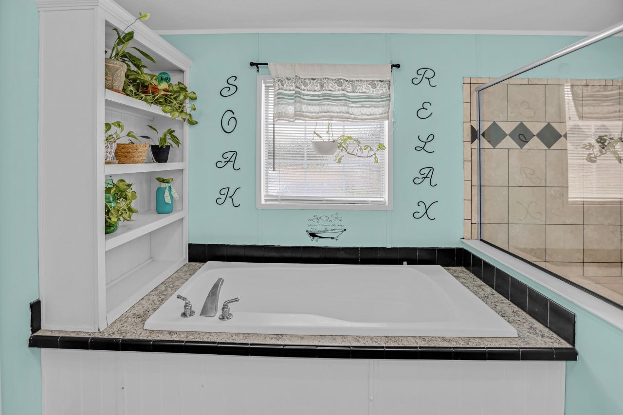 1293 Long Acre Drive Photo 23