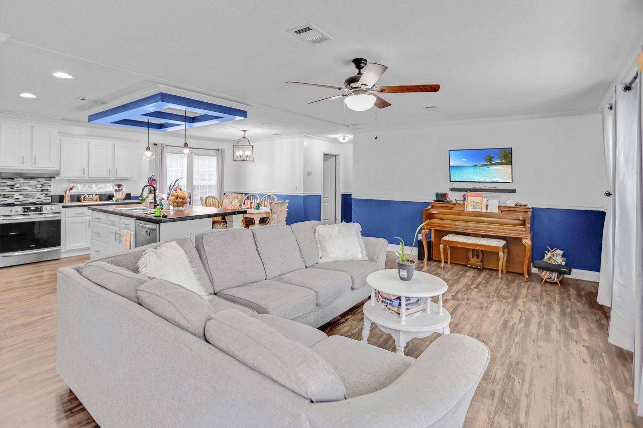 1293 Long Acre Drive Photo 8