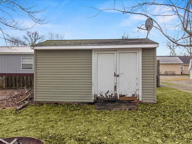 9050 Elm Street, Lakeview, OH 43331 Photo 23