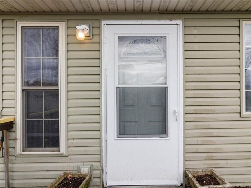 9050 Elm Street, Lakeview, OH 43331 Photo 6