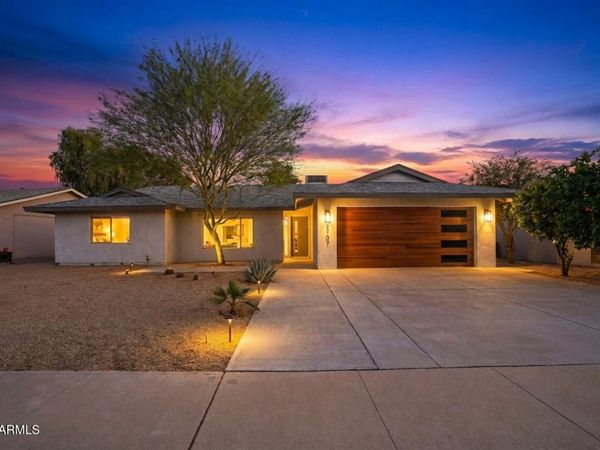 8707 E CLARENDON Avenue, Scottsdale, AZ 85251