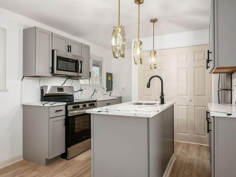 3457 Roswell Drive , Columbus, OH 43227 Photo 14