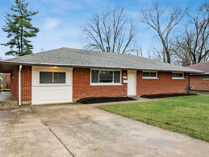 3457 Roswell Drive , Columbus, OH 43227 Photo 2