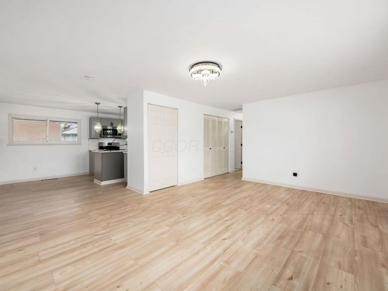 3457 Roswell Drive , Columbus, OH 43227 Photo 8