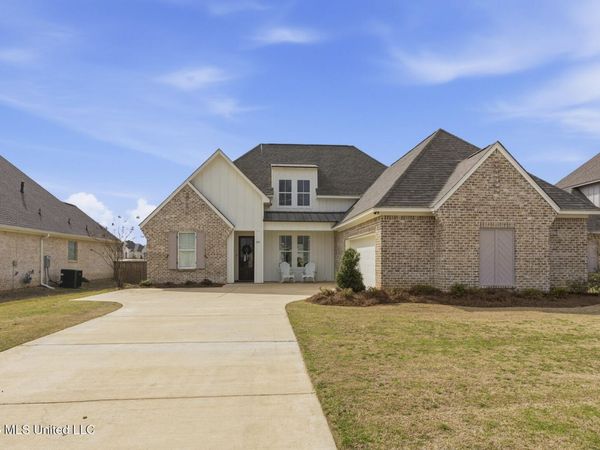 203 Baleigh Drive, Canton, MS 39046