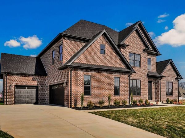 2461 Ellsworth Drive , Clarksville, TN 37043