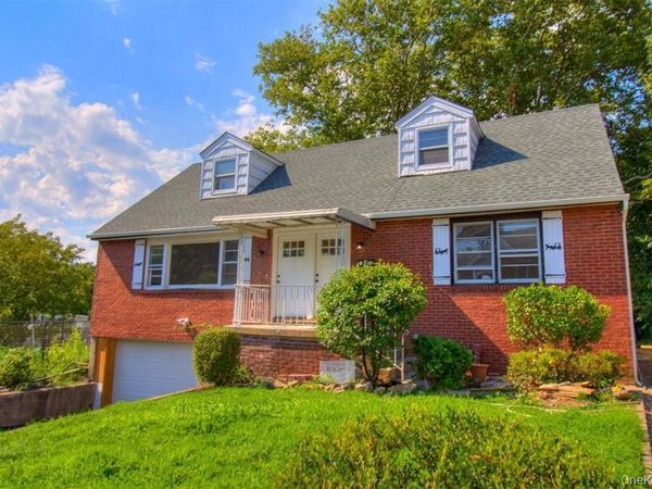 11 Pulaski Place, Unit B, Port Washington, NY 11050