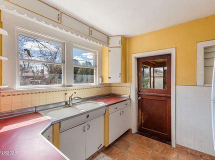 1025 Bell Street, Reno, NV 89503 Photo